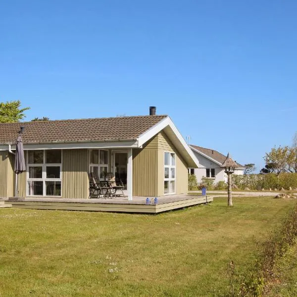 Amazing Home In Sams With House Sea View，位于Samsø的酒店