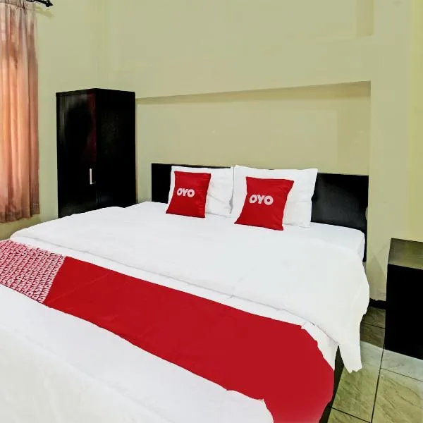 OYO 92001 Unram Guest House，位于Cakranegara的酒店