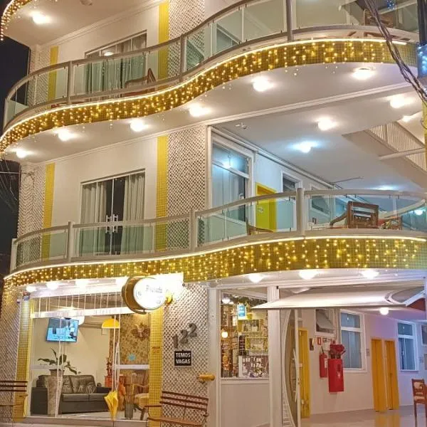 Hotel Pousada Família de Nazaré，位于克鲁赛罗的酒店