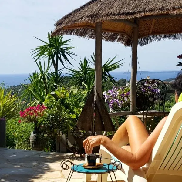 NOUVEAU ! Chambre d'Hôte Insolite PRIVEE " CŒURS DE PIRATES à BALI EN PROVENCE" SPA SAUNA MASSAGES dans cadre EXOTIQUE d'Aménagements EXTÉRIEURS D'EXCEPTION ÉTÉ comme HIVER BIENVENUE !!!，位于滨海卡瓦莱尔的酒店