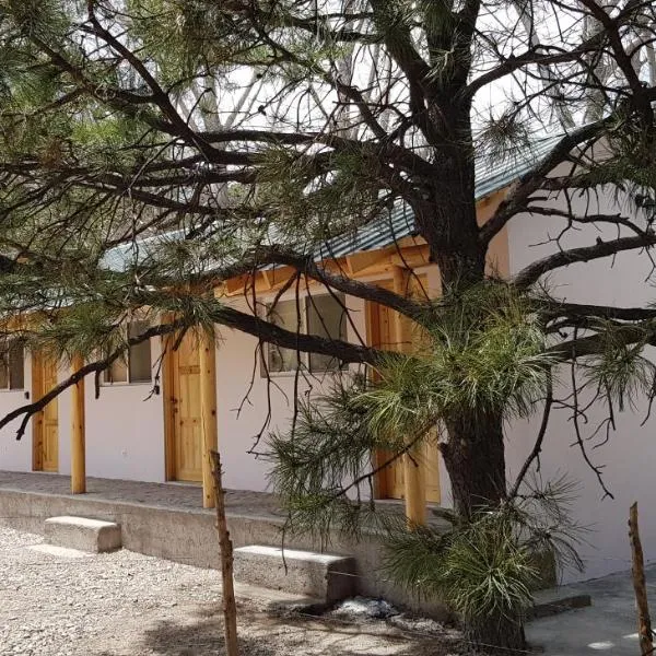 Cabaña La Camelia，位于克雷尔的酒店