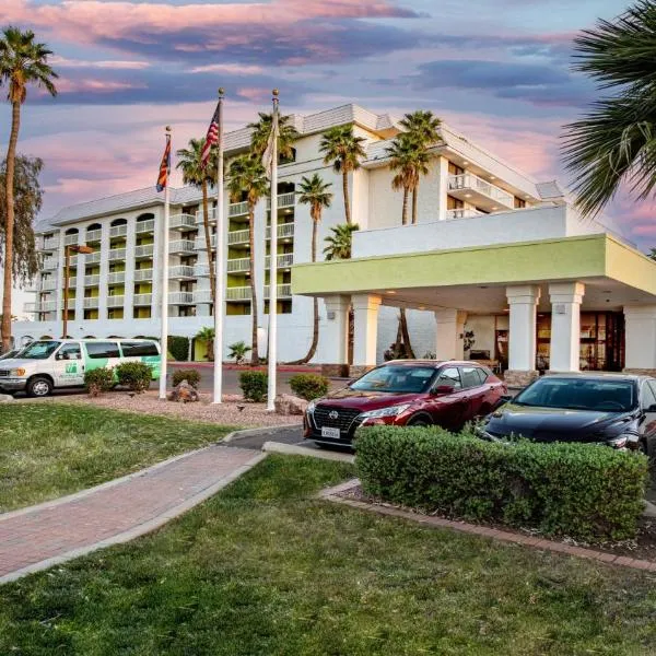 Holiday Inn & Suites Phoenix-Mesa-Chandler, an IHG Hotel，位于Sonora Town的酒店