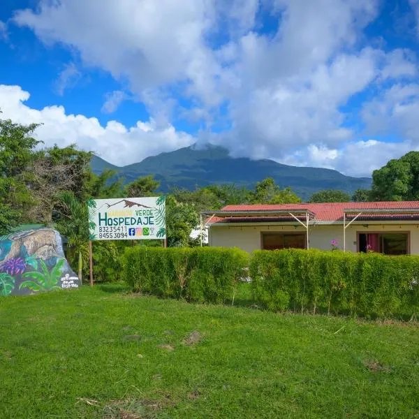 Naranjo Verde, Cozy apartment surrounded by nature with WiFi，位于Giganta的酒店