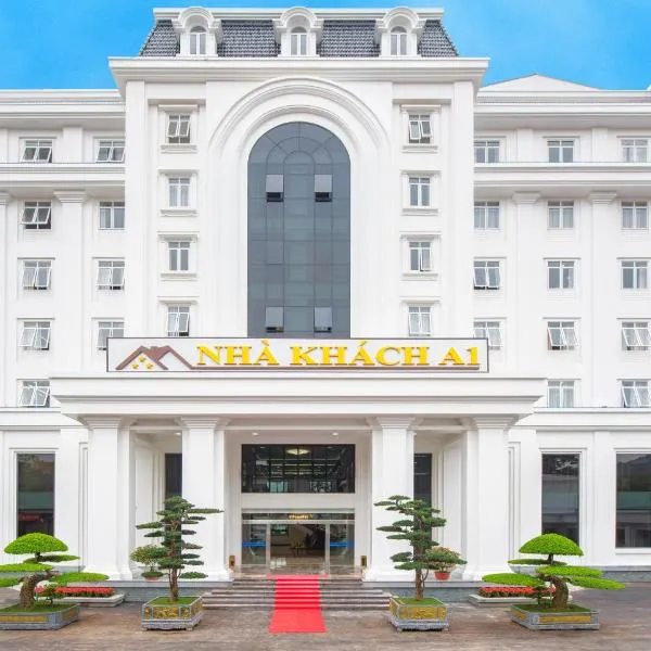 Khách Sạn A1，位于Bản Thấu的酒店