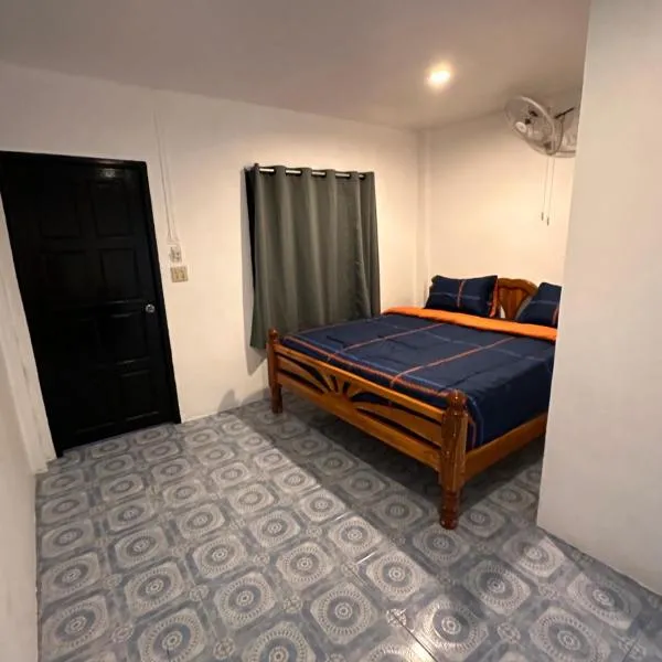 Divers House，位于涛岛的酒店