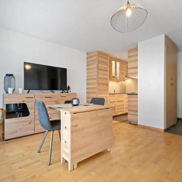Charmant studio rénové situé dans les bains d'Ovronnaz, immeuble les Sources，位于奥瓦伦纳茨的酒店