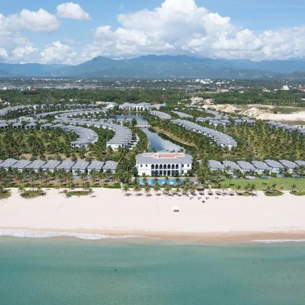 Meliá Vinpearl Cam Ranh Beach Resort，位于Ấp Vĩnh Bình的酒店