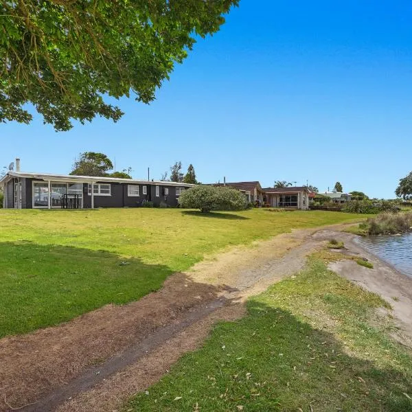 Harbourside - Ohope Holiday Home，位于奥霍普海滩的酒店