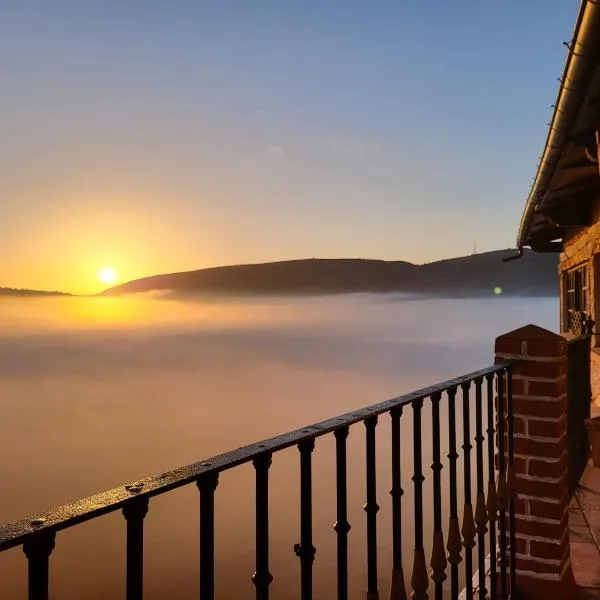 莱昂诺尔米龙酒店，位于索里亚的酒店