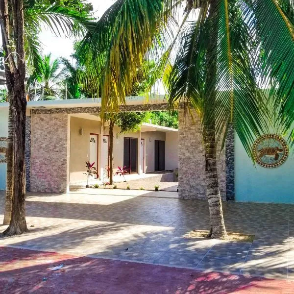 Hotel Blue Turtle，位于巴卡拉尔的酒店