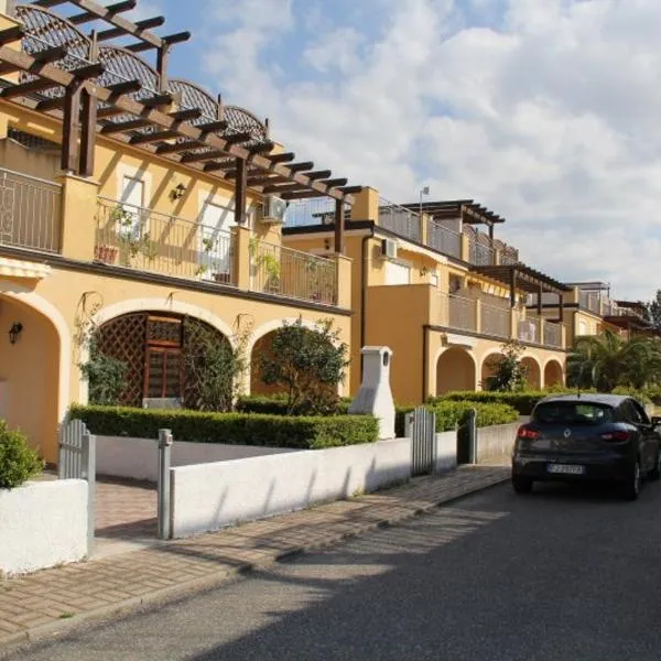 Pizzo Beach Club Apartment Ginevra，位于皮佐的酒店