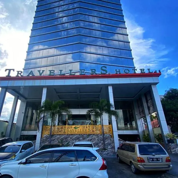 菲尼西旅行者酒店，位于Balangberu的酒店