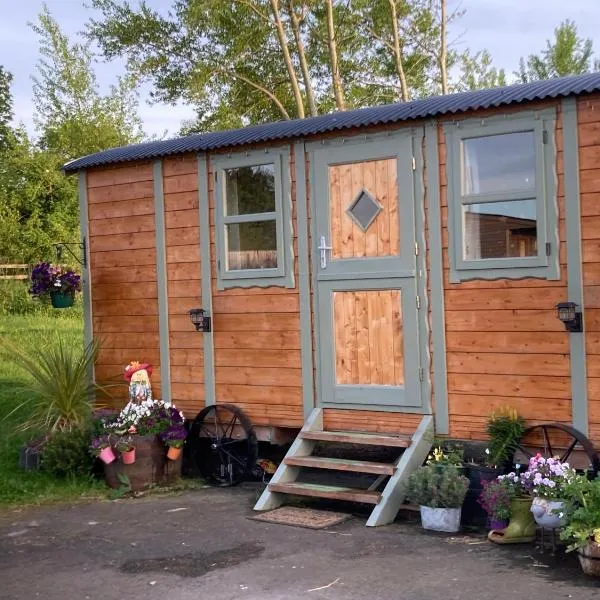 Captivating 1-Bed Cabin in Middlesbrough，位于Ingleby Arncliffe的酒店