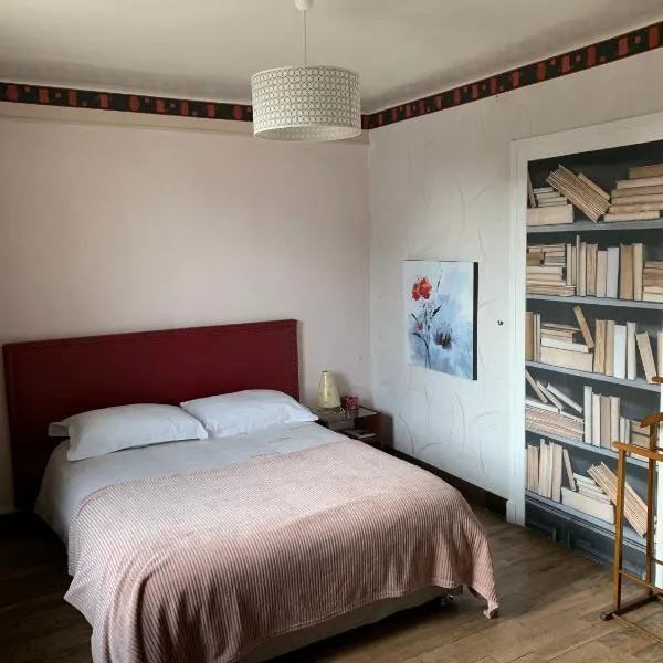 2 chambres dans maison calme proches des châteaux de la Loire，位于威尼的酒店