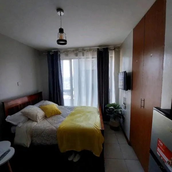 Quiet and affordable home，位于Kikuyu的酒店