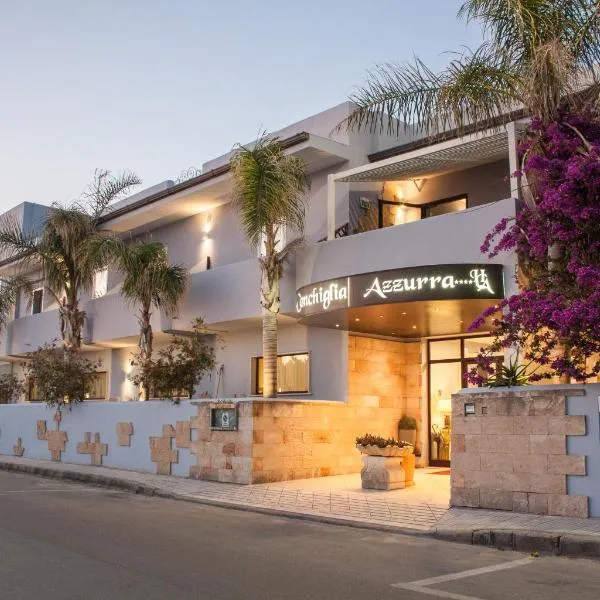 Conchiglia Azzurra Resort & Beach，位于Torre Squillace的酒店