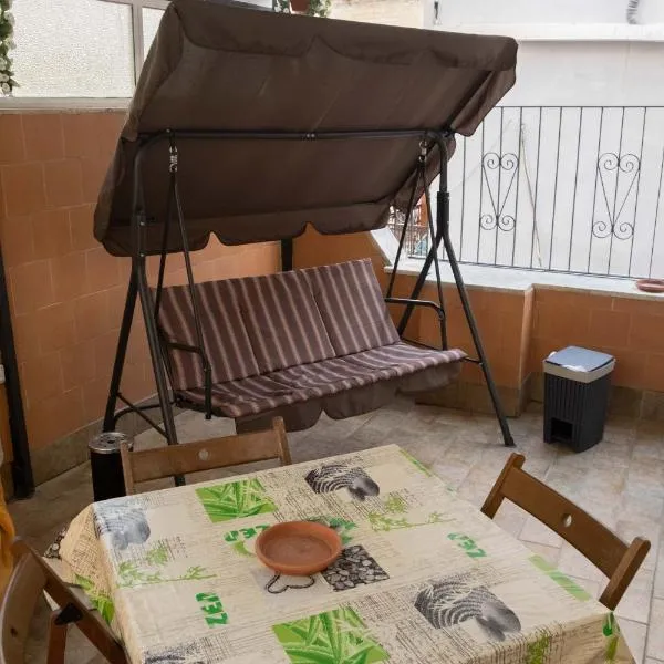 Casa vacanza russo enzo，位于那不勒斯的酒店