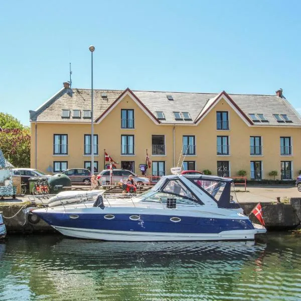 1 Bedroom Gorgeous Apartment In Samsø，位于Ballen的酒店