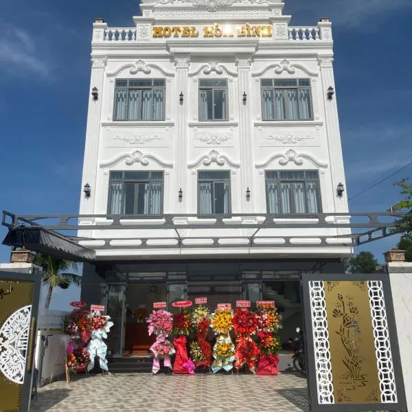 Hotel Hòa Bình，位于Ấp Bung Riềng的酒店