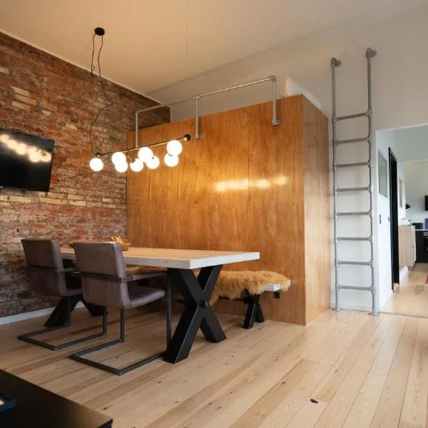 Broncks Apartment 5 - Modern 2-Bedroom in the Heart of Tórshavn，位于托尔斯港的酒店