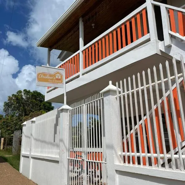 Christina's Guest House OFFICIAL，位于小玉米岛的酒店
