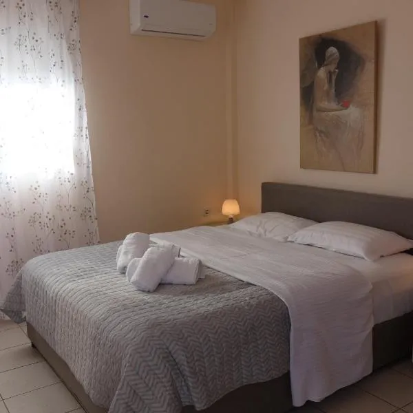 Kiki's cosy apartments，位于Nea Chili的酒店