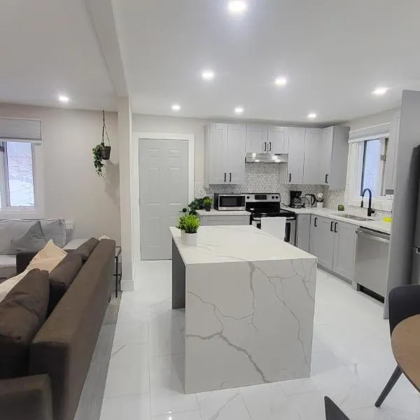 JstLikeHome - Serenity Suites & Guesthouse，位于渥太华的酒店