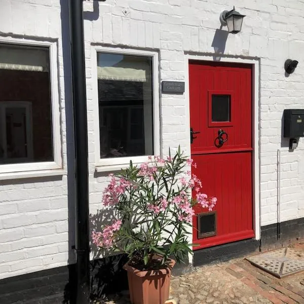 Beautiful mews cottage. Ledbury town centre.，位于Welland的酒店