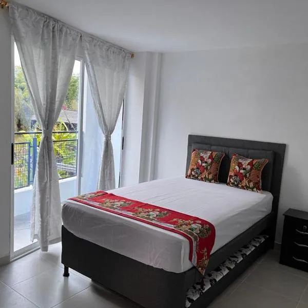 Travelu Guatape Apartamento，位于瓜塔佩的酒店