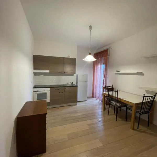 Appartamento a Casciana Terme，位于卡夏纳泰尔梅的酒店