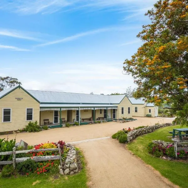 Henkley Cottage 1 Isaiah，位于Central Tilba的酒店