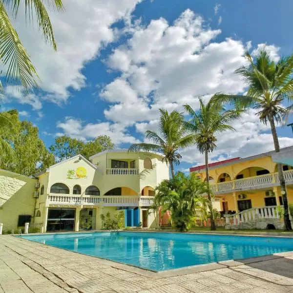 New Park Resort，位于Ambondro的酒店
