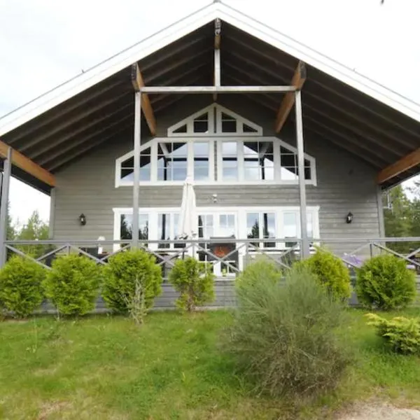 Utsikten - Ny flott hytte, Privat Badstue, Spabad!，位于Östmark的酒店