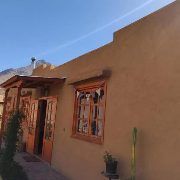 Casa Jardín de Hadas con Vista Panorámica，位于Horcon的酒店