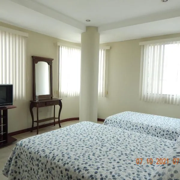 SUITE DORAL ¡¡CERCA DEL AEROPUERTO!!，位于瓜亚基尔的酒店