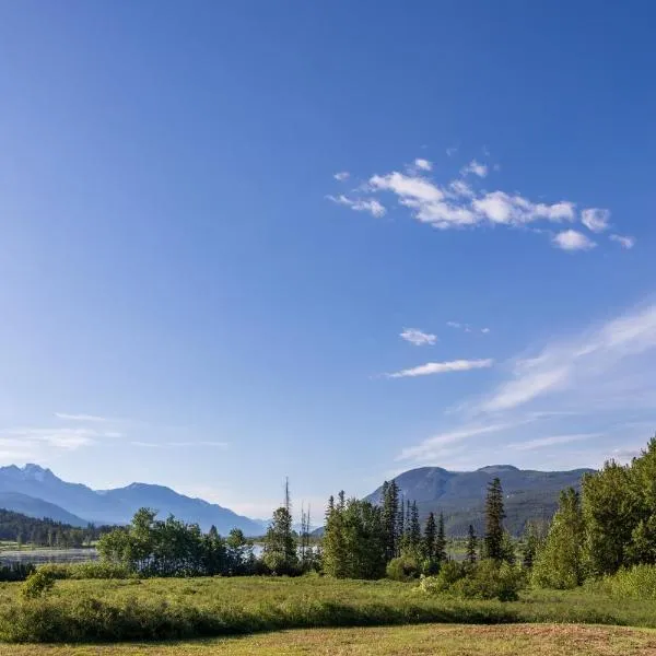 The Qu INN - Cozy Cabin，位于Parson的酒店