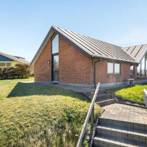 Stunning Home In Struer With Wifi，位于斯楚厄的酒店