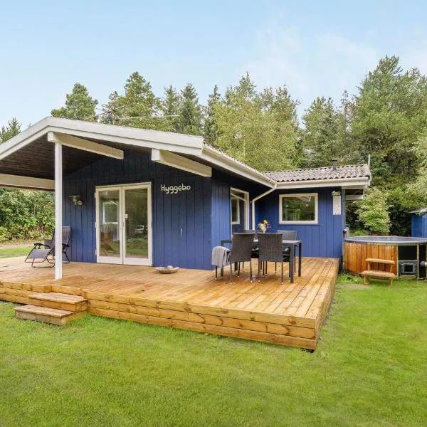 Two-Bedroom Holiday Home In Herning，位于海宁的酒店