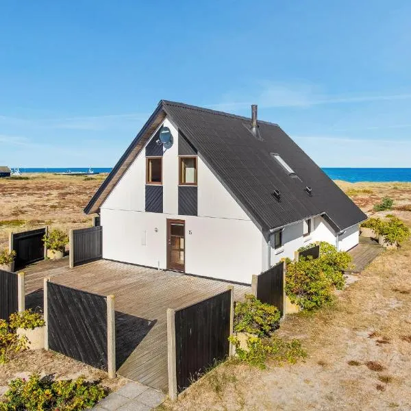 Awesome Home In Læsø With Kitchen，位于莱斯的酒店