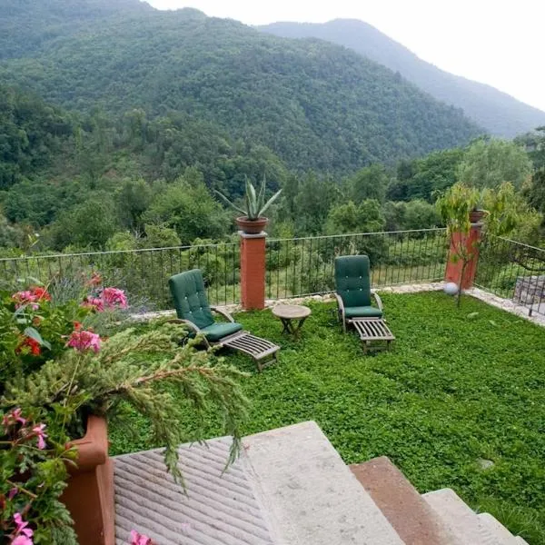 Casa Boru - a beautiful fully restored spacious house with fantastic views，位于布鲁尼亚托的酒店