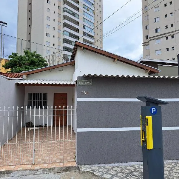 CASA LUGAR TOP - prefeitura, UNITAU, hospital e Av do Povo，位于陶巴特的酒店