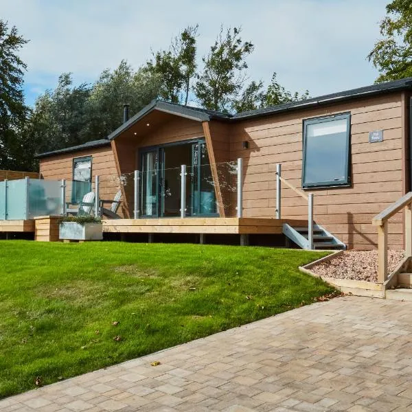 Letham Feus Lodge and Caravan Park，位于法夫的酒店