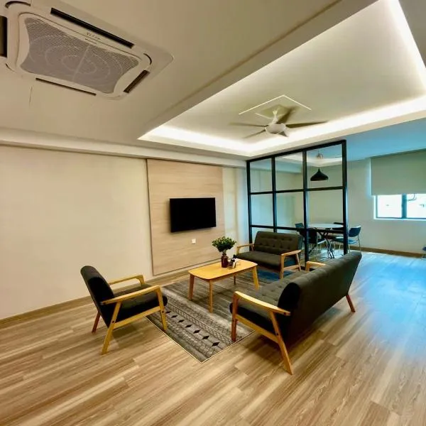 Savana Hotel & Serviced Apartments，位于玻璃市港口的酒店