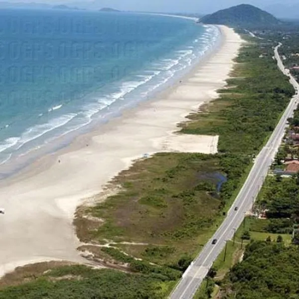 Cobertura Vista Para o Mar Praia Boraceia-SP Litoral Norte，位于博拉塞亚的酒店
