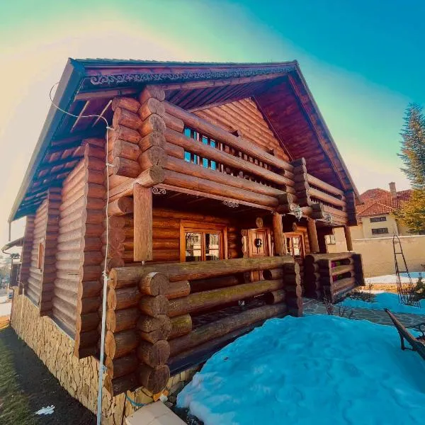 TRINITY Log Cabin Wellness resort，位于Važec的酒店