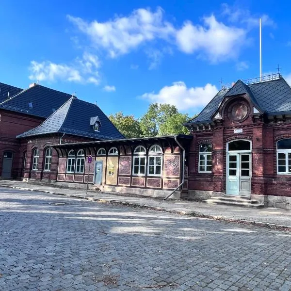 Schlossbahnhof Ballenstedt，位于巴伦施泰特的酒店