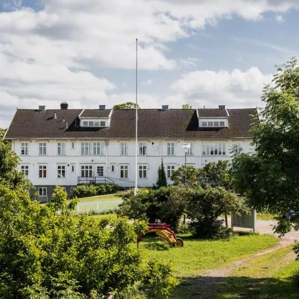 Fokhol Gård Gjestehus，位于Stange的酒店