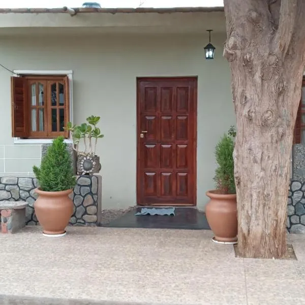 Casa y Departamentos Valle del Bermejo，位于乌尼翁镇的酒店