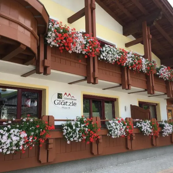 Glätzle`s Ferienhaus，位于措布伦的酒店