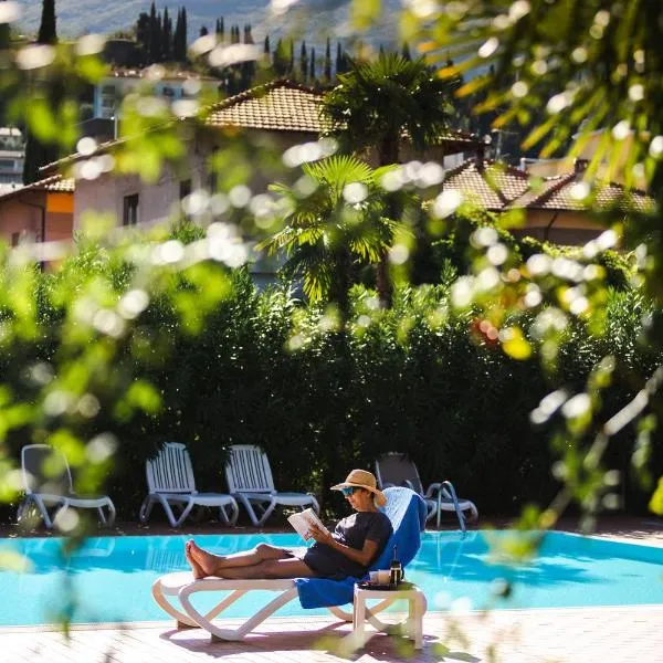 Brione Green Resort，位于San Nazzaro的酒店